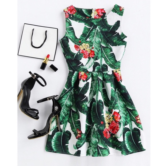 Dresses & Skirts - 🌴1 LEFT🌴 Tropical A-Line Dress